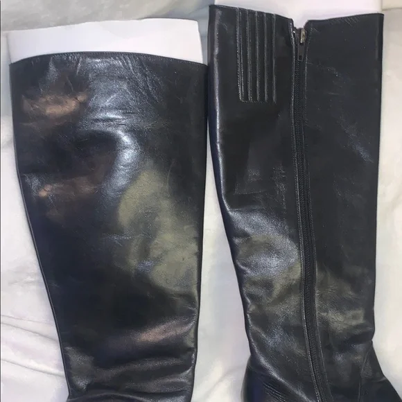 Saks Fifth Avenue Black Knee Boots with Chunky Heel - Picture 4 of 16